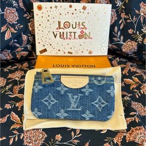 🎈SOLD🎈Louis Vuitton Denim Key Pouch
